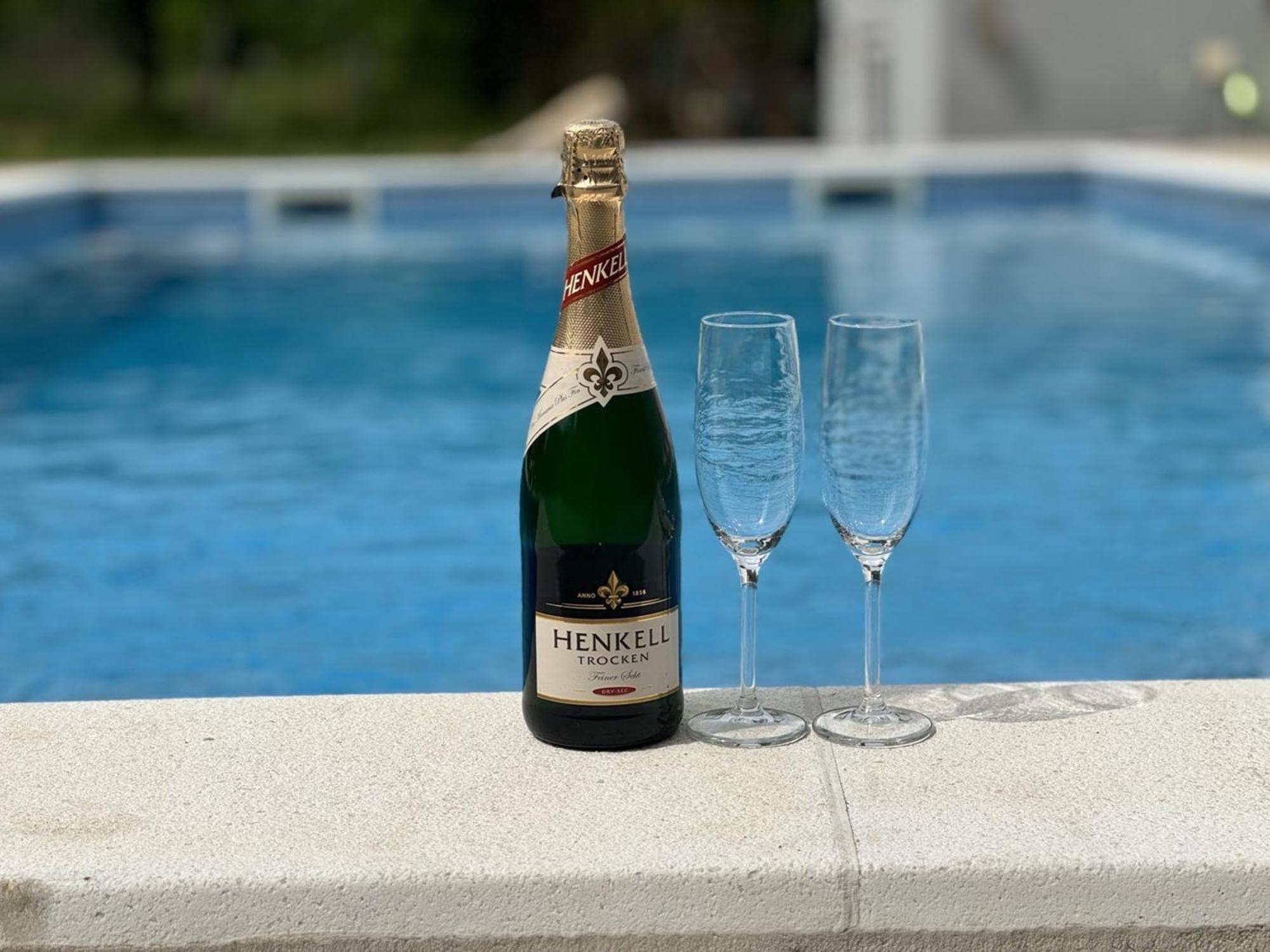 Villa Aqua โมสตาร์ ภายนอก รูปภาพ